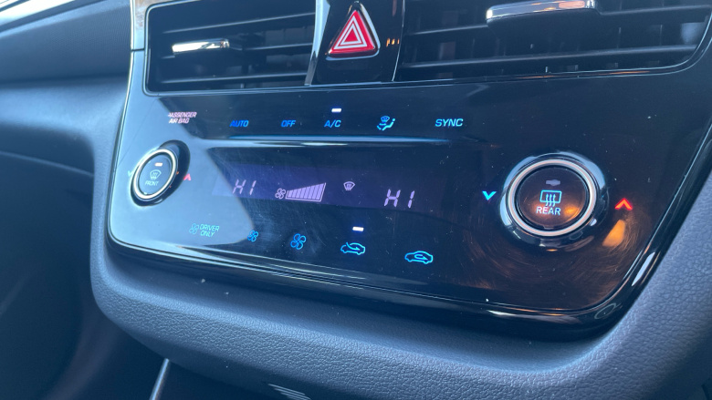 Hyundai IONIQ 1.6 GDi Hybrid Premium 5dr DCT Hybrid Hatchback